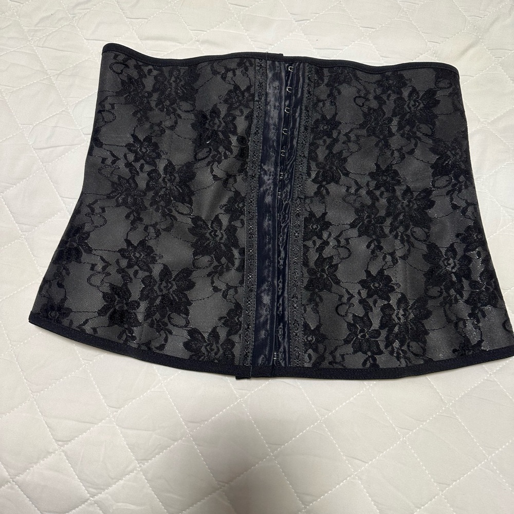 Cinturilla Lace Moldeadora Black